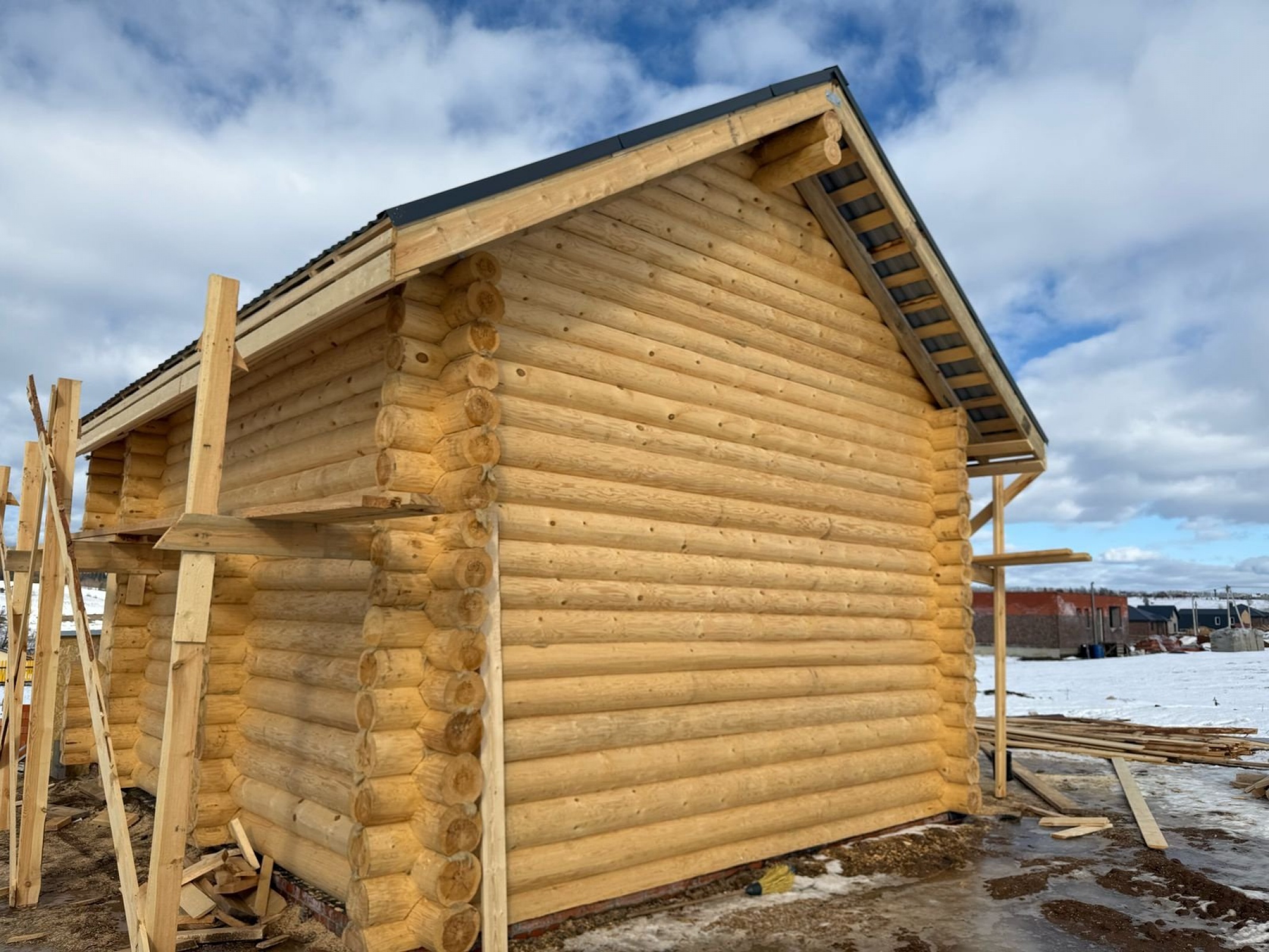 Дом с баней 6.5 на 8.5 два этажа